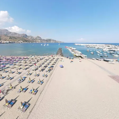 Janeta Panoramic Loft Giardini Naxos