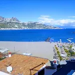 Janeta Panoramic Loft Giardini-Naxos